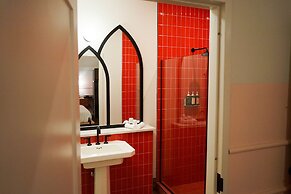 The Russell Nashville