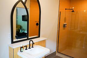 The Russell Nashville