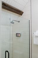 The Russell Nashville