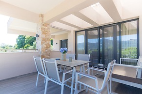 Bella Vista Luxury Apartments