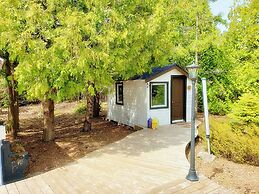 Buddha Bing Cottage and Cabins