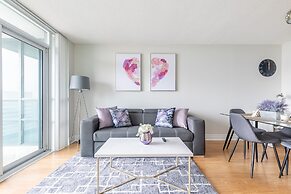 Simply Comfort Gorgeous Apt North York