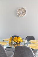 Simply Comfort Gorgeous Apt North York