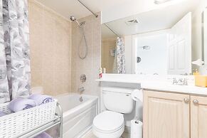 Simply Comfort Gorgeous Apt North York