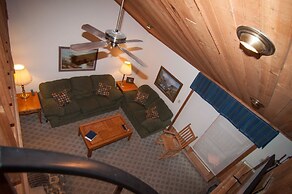 Northwoods A4 - Huckleberry Hideaway