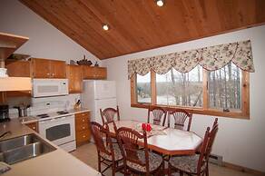 Northwoods A4 - Huckleberry Hideaway