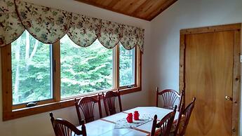 Northwoods A4 - Huckleberry Hideaway