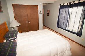 Slopeside Condo D102