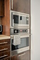 GLOBALSTAY. Modern North York Condos