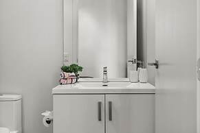 GLOBALSTAY. Downtown Calgary Apartments