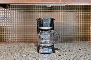 GLOBALSTAY. Downtown Calgary Apartments. Free parking