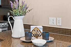 GLOBALSTAY. Downtown Calgary Apartments. Free parking