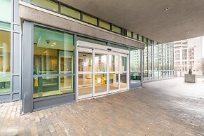 GLOBALSTAY. Fort York Apartments