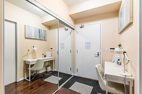 GLOBALSTAY. Fort York Apartments