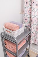 GLOBALSTAY. Fort York Apartments