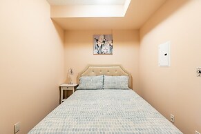 GLOBALSTAY. Fort York Apartments