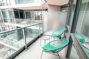 GLOBALSTAY. Fort York Apartments