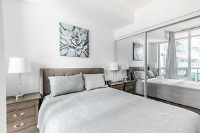 GLOBALSTAY. Fort York Apartments