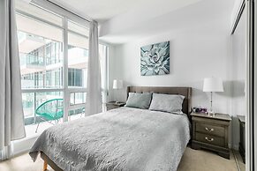 GLOBALSTAY. Fort York Apartments