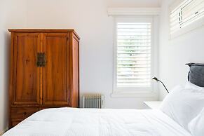 The Double Bay Executive Apartment