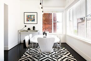 The Double Bay Executive Apartment