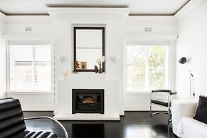 The Double Bay Executive Apartment