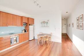 Bondi Vista Beachfront Apartment