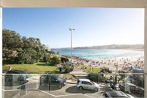 Bondi Vista Beachfront Apartment