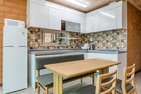 Haedoji Hwangto Town