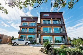 Haedoji Hwangto Town