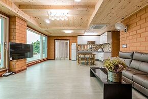 Haedoji Hwangto Town