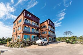 Haedoji Hwangto Town