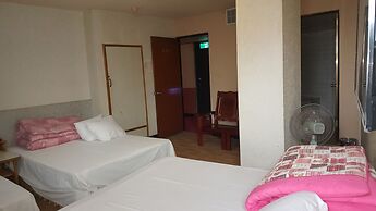 Ta Li Wu Hotel
