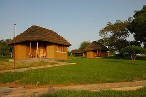 Bwana Tembo Safari Lodge
