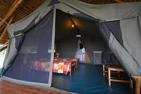 Bwana Tembo Safari Lodge