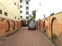 Nahar Manchester Inn