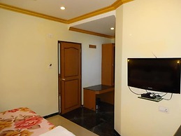 Nahar Manchester Inn