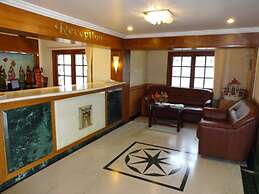 Nahar Manchester Inn