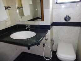 Nahar Manchester Inn