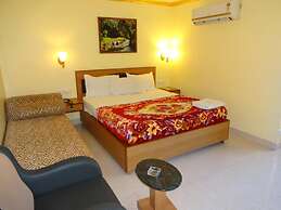 Nahar Manchester Inn