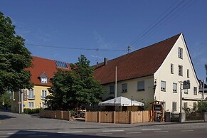 Neumaiers Hirsch Gasthof & Landhotel