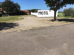 Døstrup Landevejskro & Motel