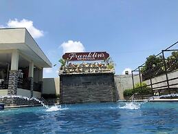 Villa Esmeralda Bryan's Resort Hotel and Restaurant