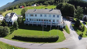 Eidsvåg Fjordhotell
