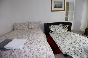 Lovely Studio Apartments - Thamesmead