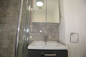 Lovely Studio Apartments - Thamesmead