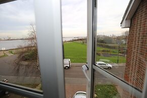 Lovely Studio Apartments - Thamesmead