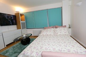 Beautiful 2 beds Woolwich Central Apt