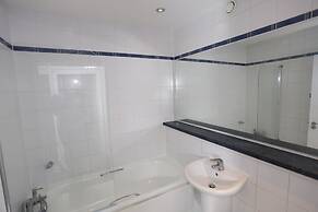 Beautiful 2 beds Woolwich Central Apt