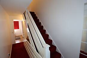 Beautiful 3 Beds House - Thamesmead